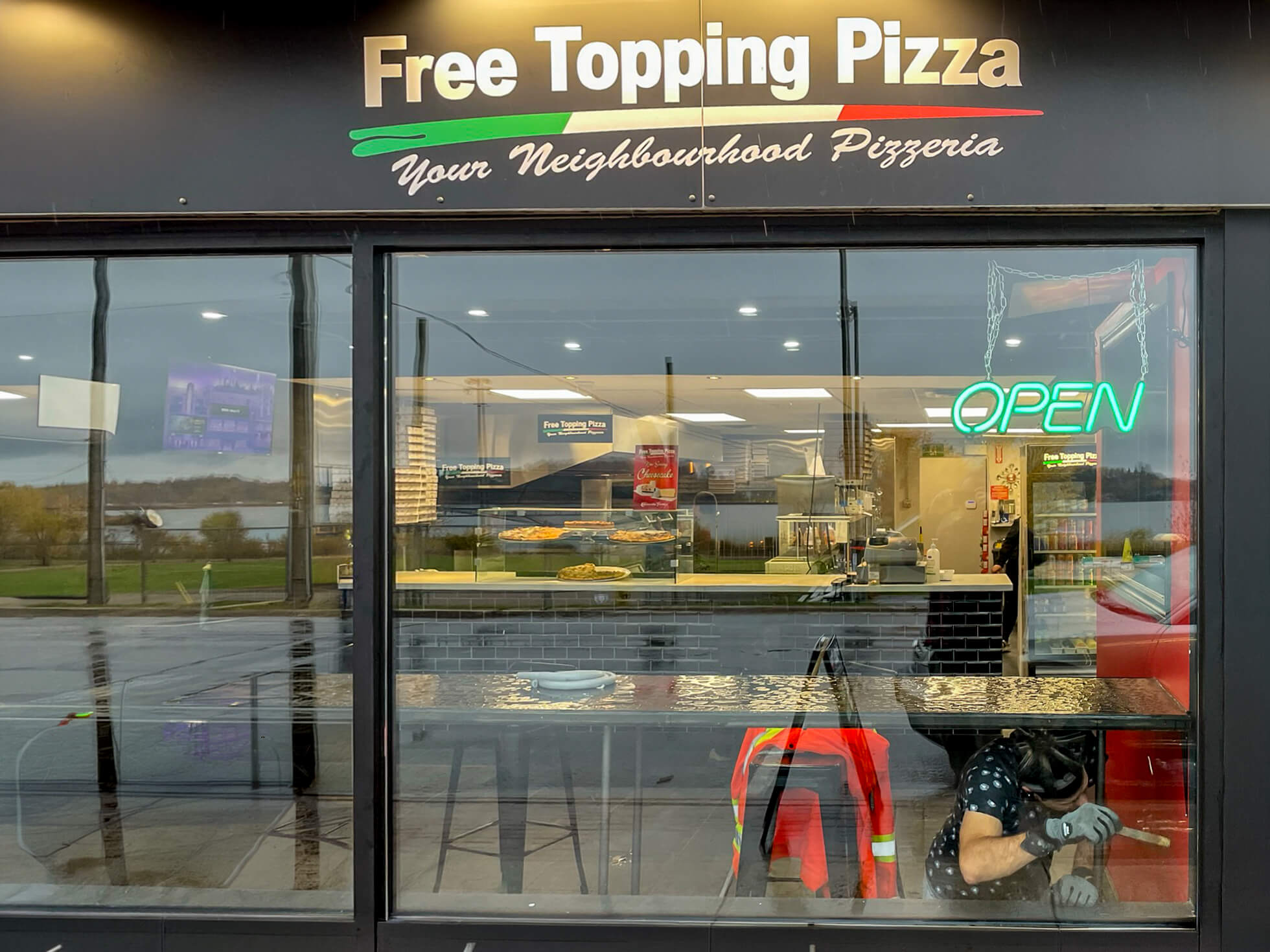 Commercial Pizza Shop Storefront